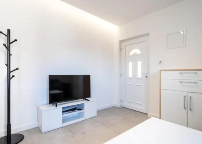 Apartament Frle 2 *